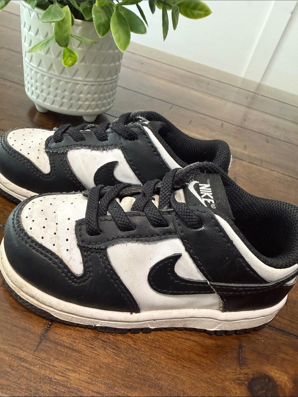 Nike Kids Black and White Low-Top Sneakers with Swoosh